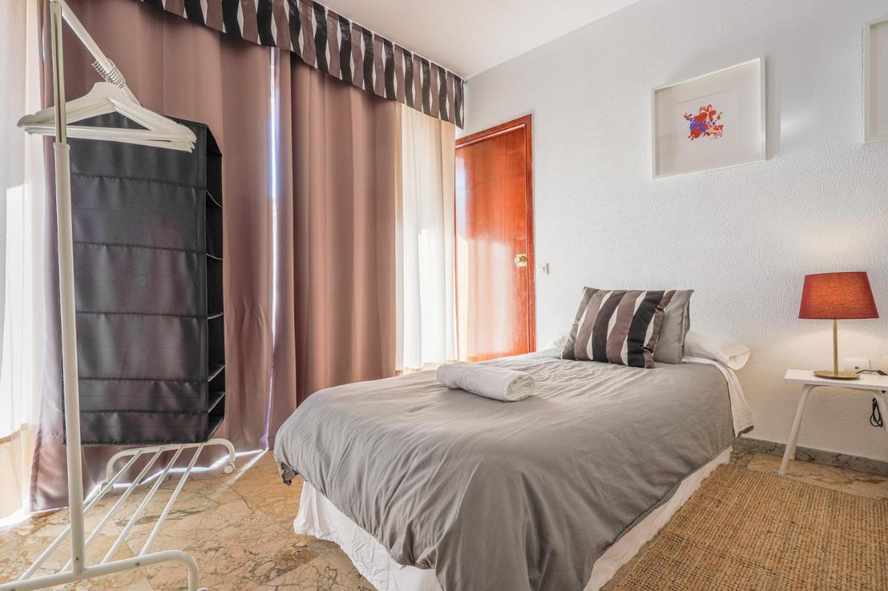 Apartamento Puerta de Carmona Sevilla Exterior foto