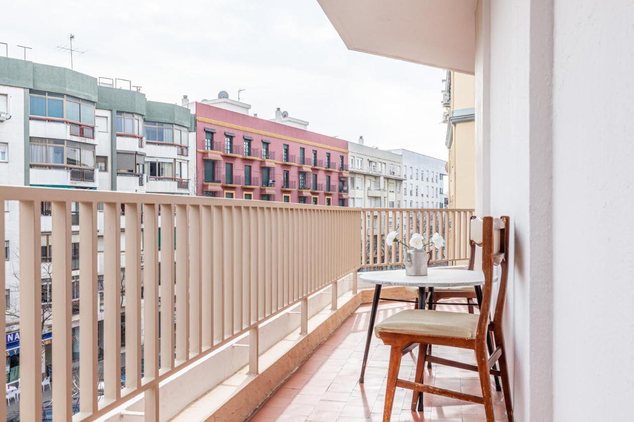 Apartamento Puerta de Carmona Sevilla Exterior foto