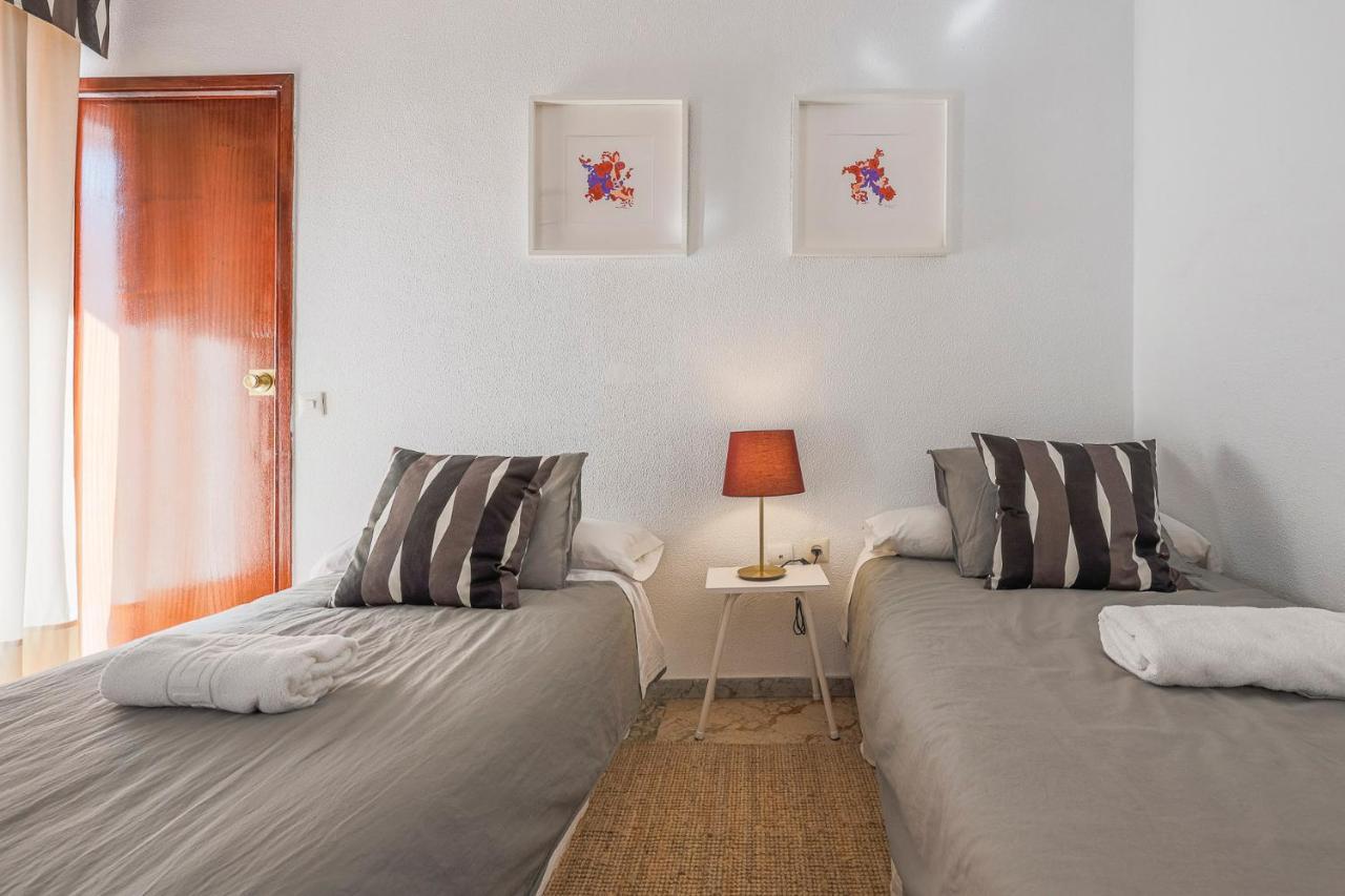 Apartamento Puerta de Carmona Sevilla Exterior foto